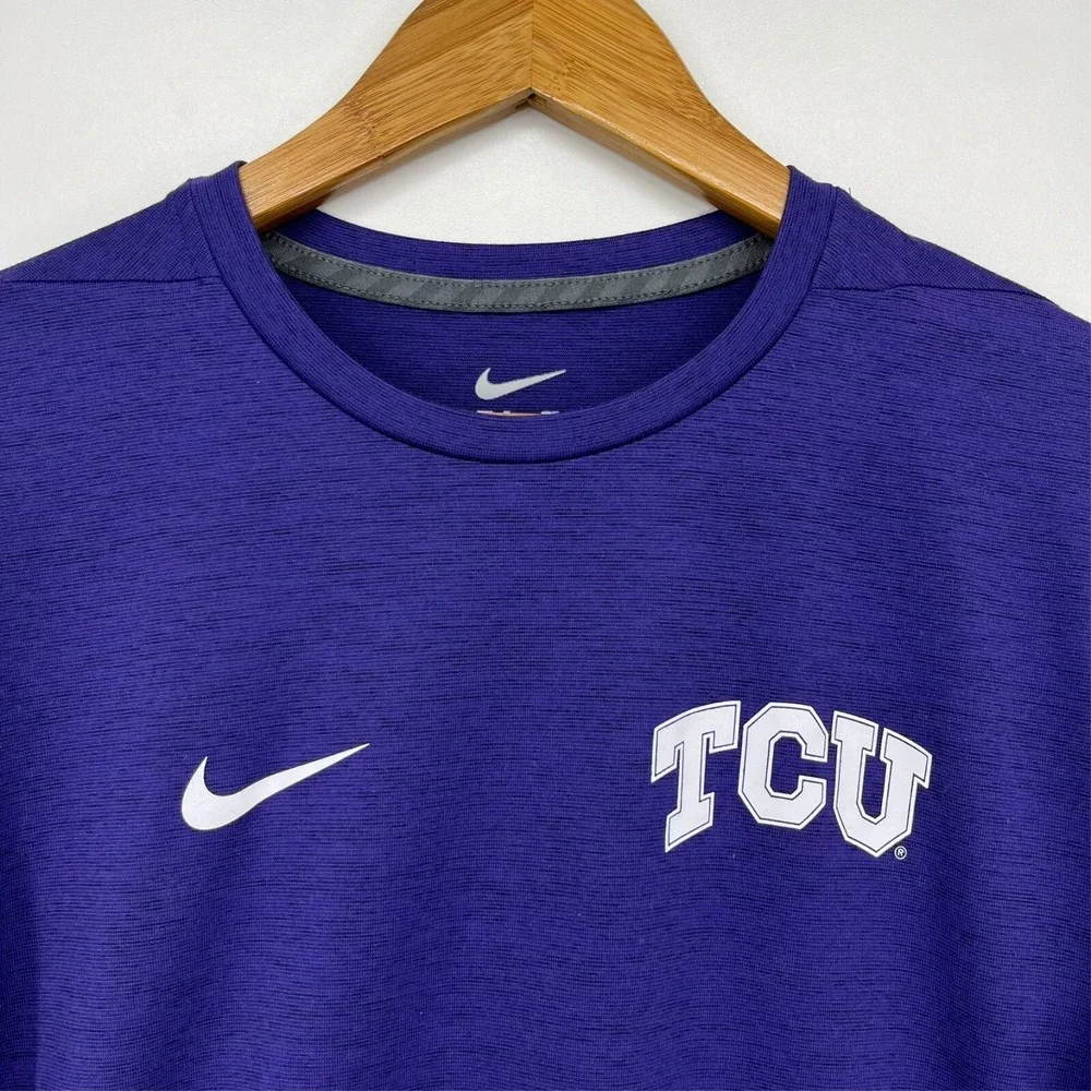 Nike TCU Horned Frogs Mens Purple Dri-FIT Long Sleeve Shirt Size Small